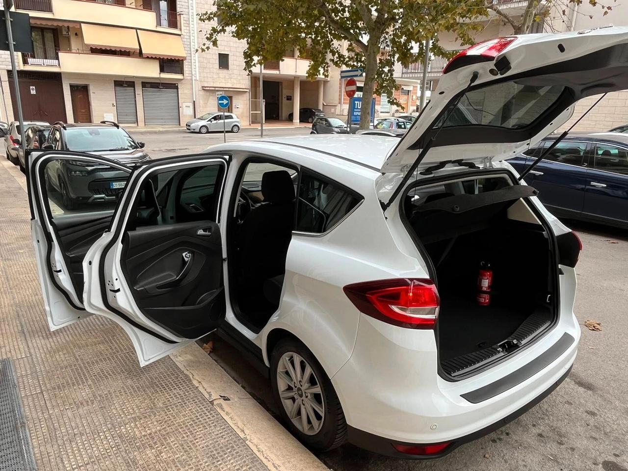 Ford C-Max 1.5 tdci Titanium