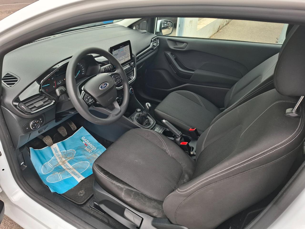 Ford Fiesta 1.1 75 CV autocarro anno 2022