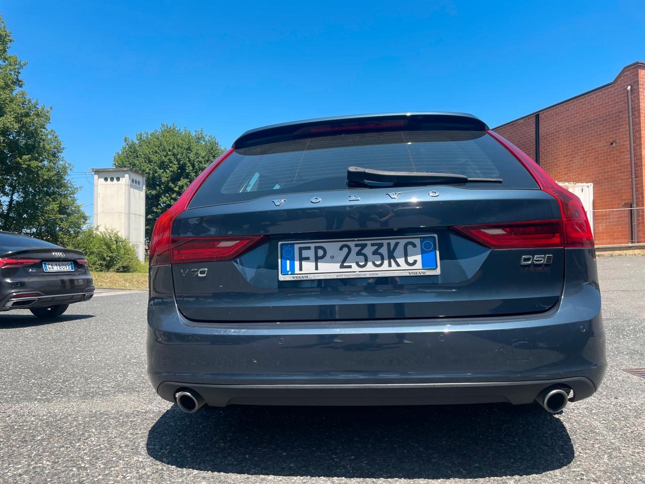 Volvo V90 D5 AWD Geartronic R-design