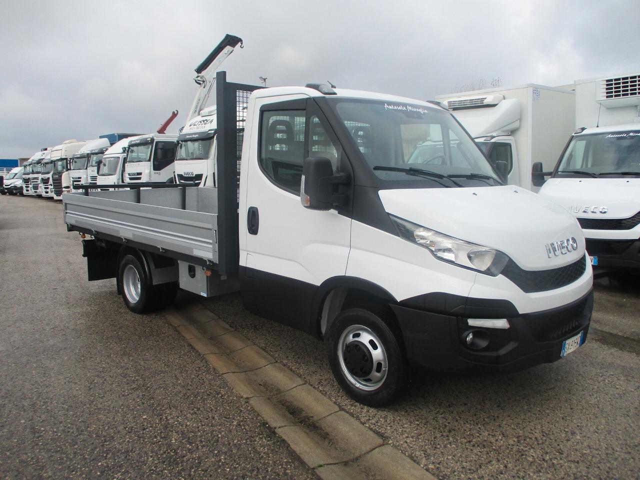 Iveco Daily 35C11 2.3 110CV E5 P.3450 CASSONE FISSO DA 3.80M