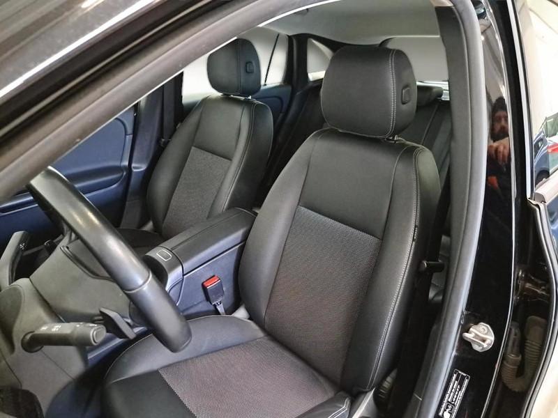 MERCEDES-BENZ GLA 180 D AUTOMATIC BUSINESS EXTRA CROSSOVER