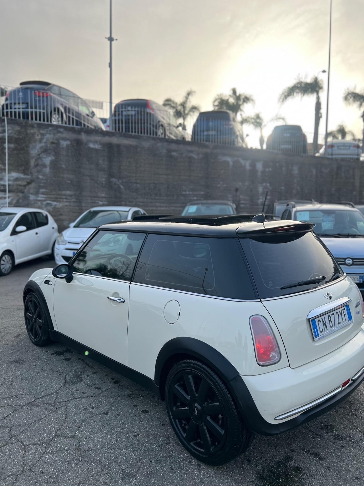 Mini 1.6 16V Cooper