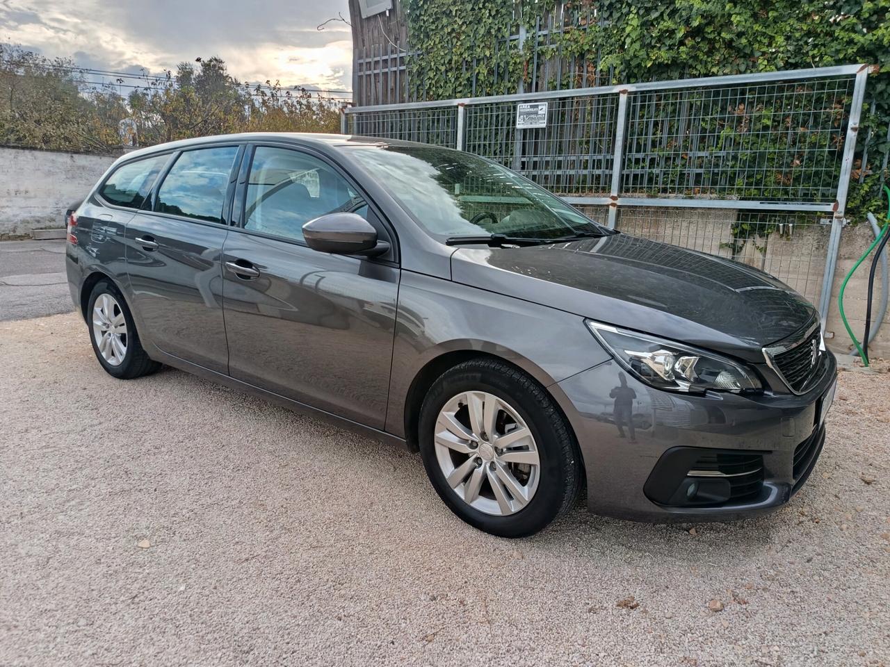 Peugeot 308 BlueHDi 120 S&S Allure SCONTO 1000 EURO leggere descrizione