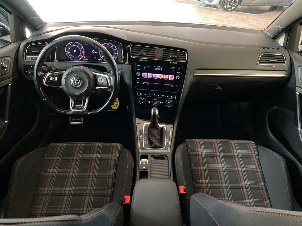 Volkswagen Golf GTI Performance 2.0 TSI 245 CV DSG