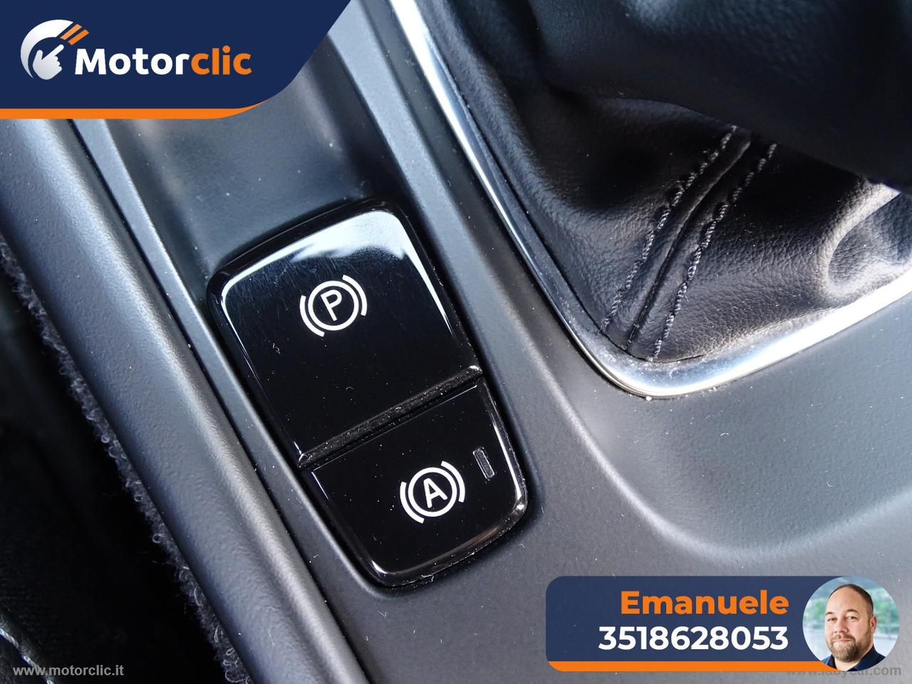 VOLVO XC40 T3 Momentum Core