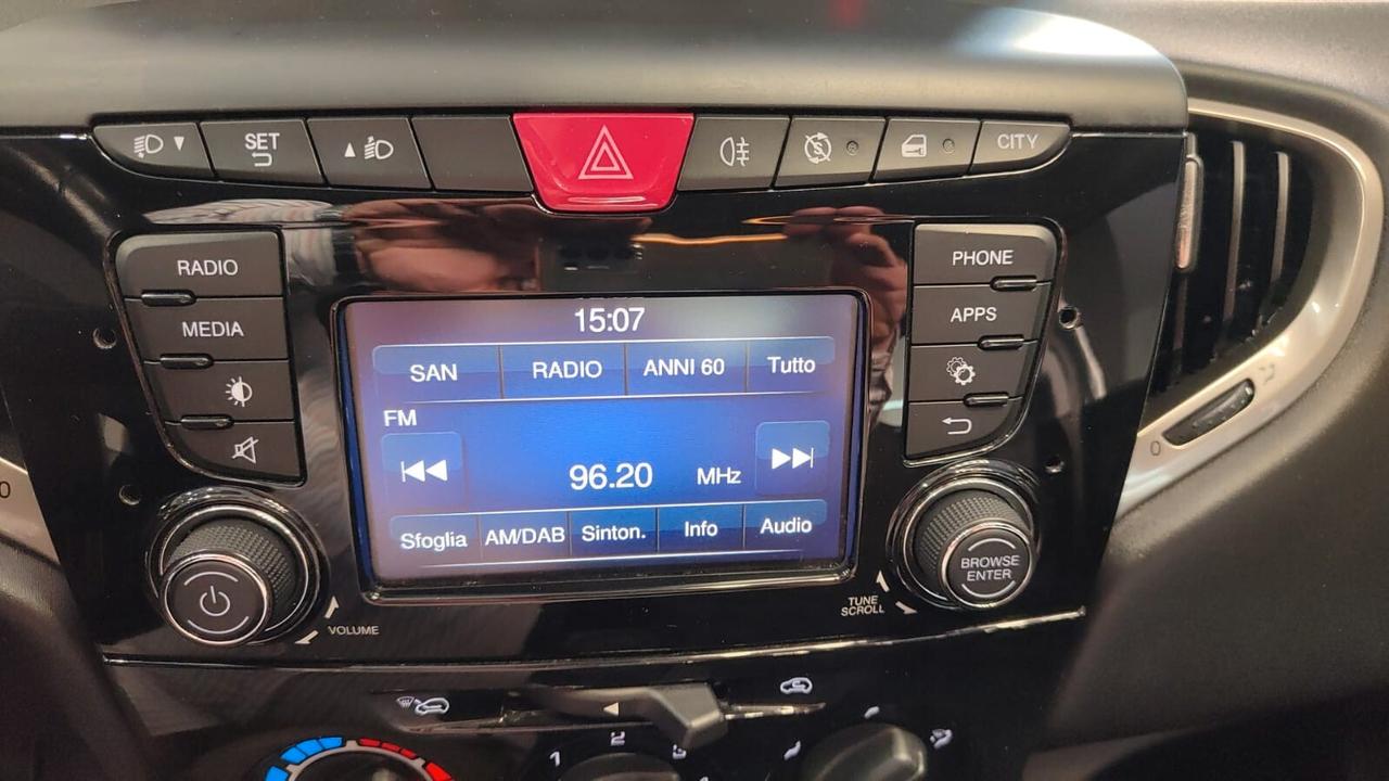 Lancia Ypsilon 1.2 69 CV 5 porte GPL Platinum