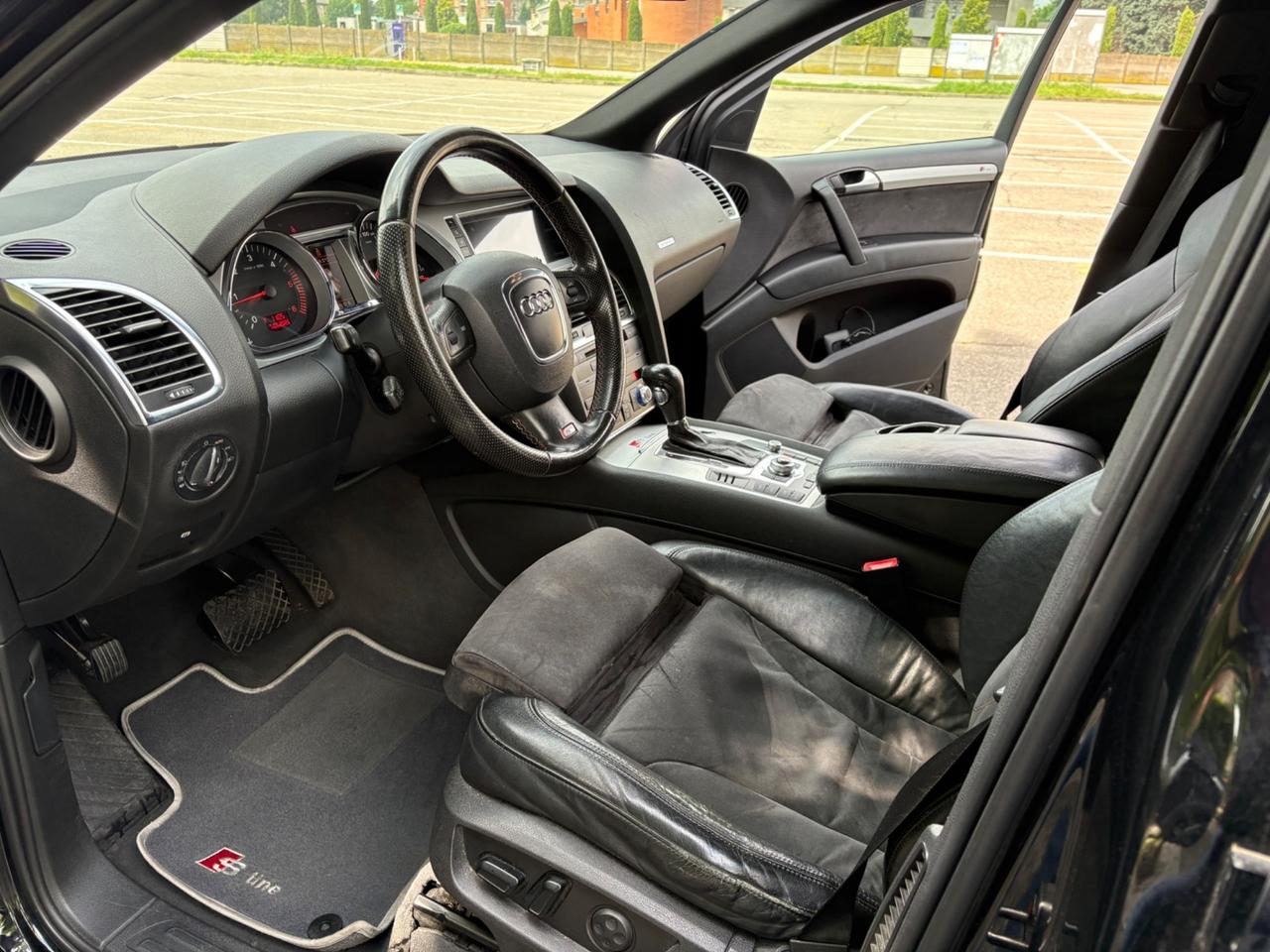 Audi Q73.0V6 TDI 233CV quattro F1 Sline 7posti