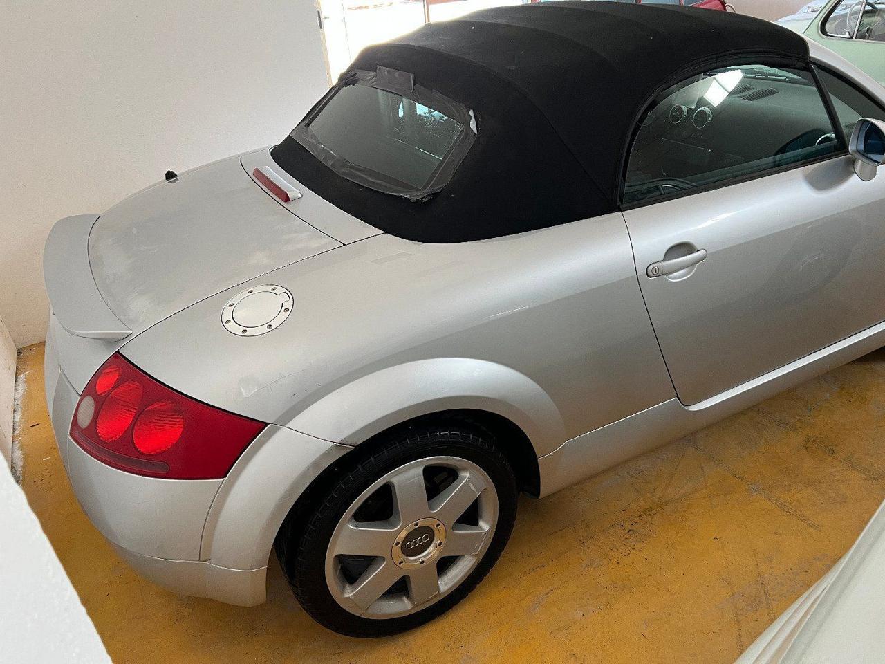 Audi TT Roadster 1.8 T 180 CV