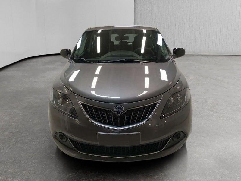 Lancia Ypsilon 1.0 firefly hybrid Platino s&s 70cv