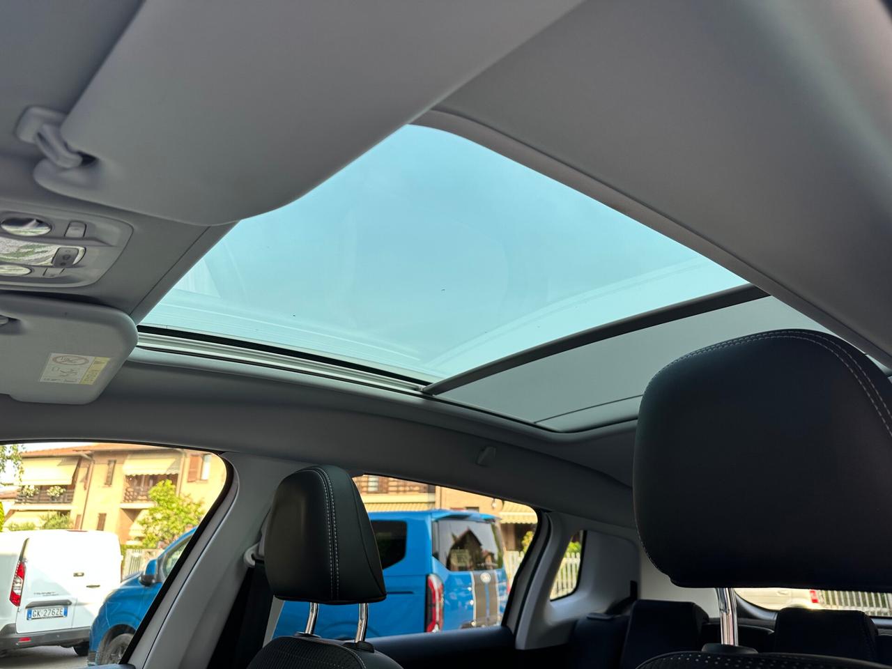 Peugeot 2008 1.2 puretech 12v Allure 82cv E6 UNIPROPR. OK NEOPATENTATI TETTO PANORAMICO