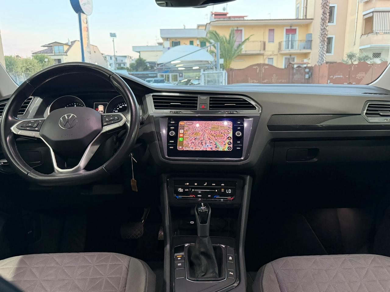 Volkswagen Tiguan 2.0 TDI 150 CV SCR DSG Elegance