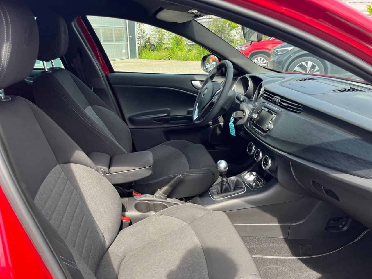 Alfa Romeo Giulietta 1.6 jtdm 120cv