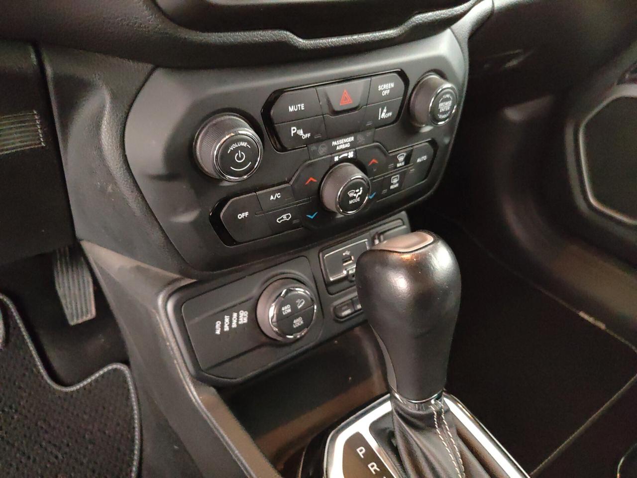 Jeep Renegade 1.3 T4 190CV PHEV 4xe AT6 80th Anniversary