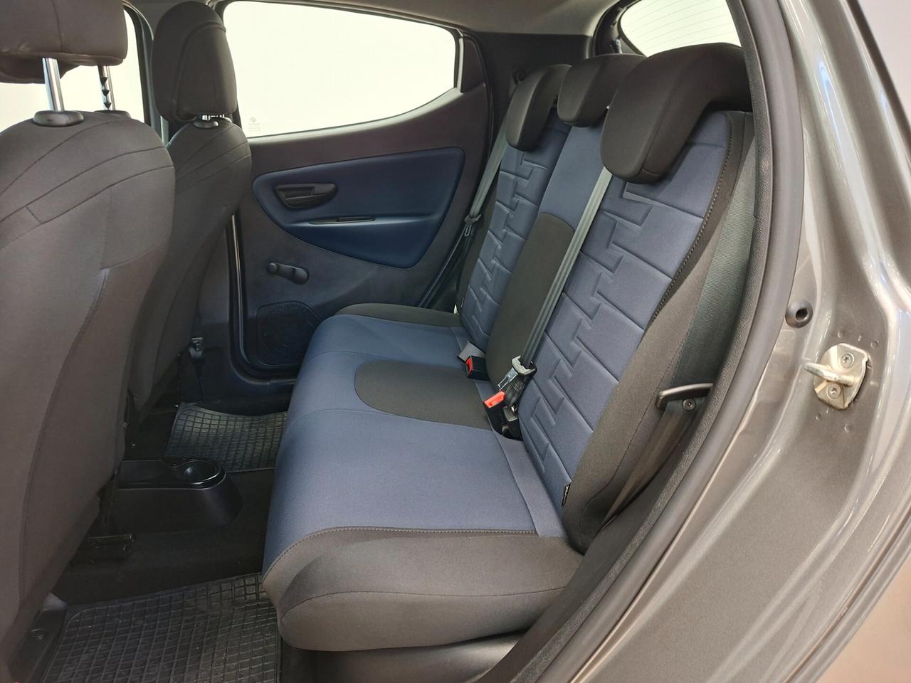 Lancia Ypsilon 1.0 FireFly 5 porte S&S Hybrid Gold km 15.679