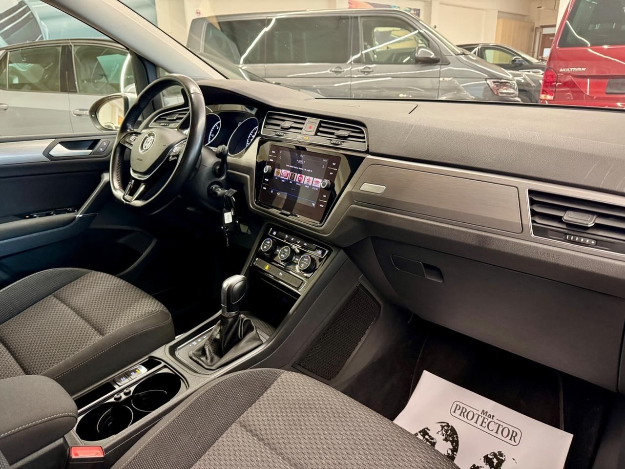 Volkswagen Touran 7 POSTI DSG Highline BlueMotion Tech.