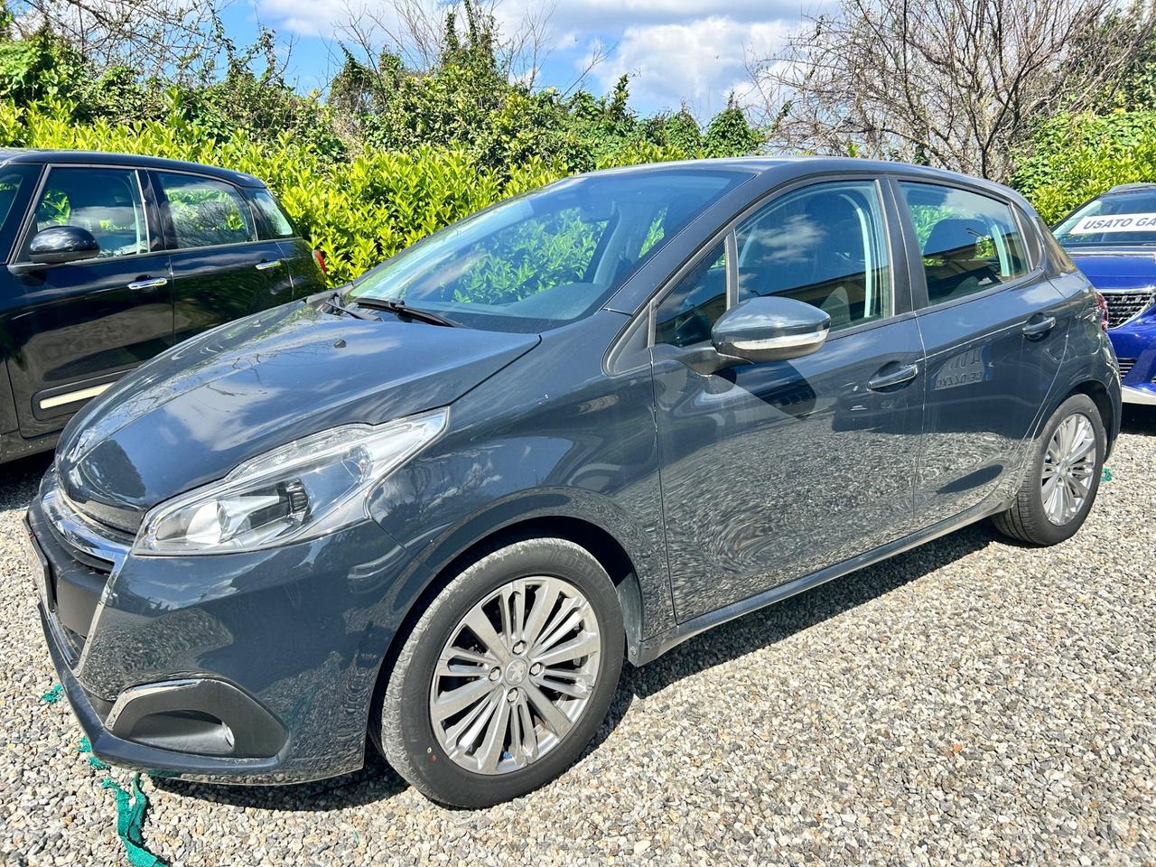 Peugeot 208 PureTech 82 5 porte Allure