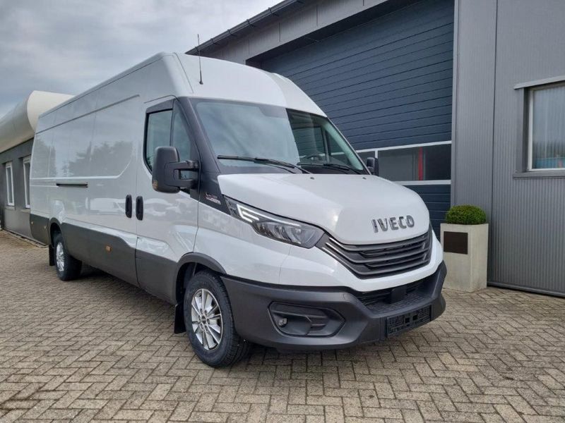 Iveco Daily  35S18A8V 3.0 HPT PLM-TM Furgone Hi-Matic