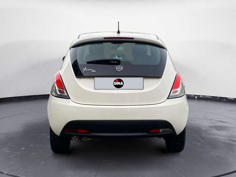 LANCIA Ypsilon 1.2 8v Gold 69cv