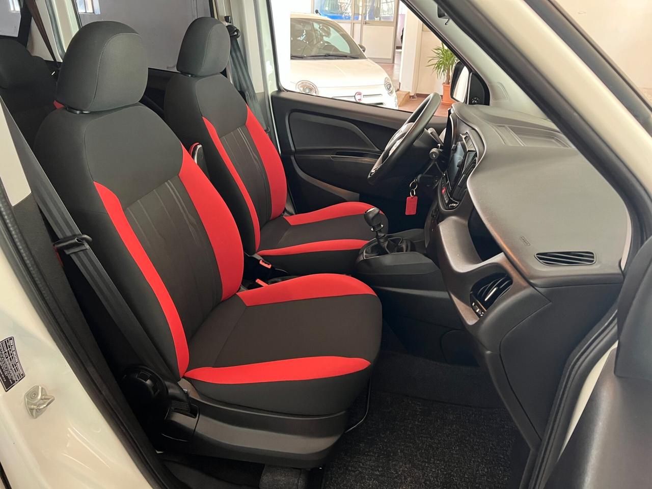 Fiat Doblo Maxi 1.6 MJT 101 CV PL Combi N1 Autocarro 5 posti **Km 18.600**