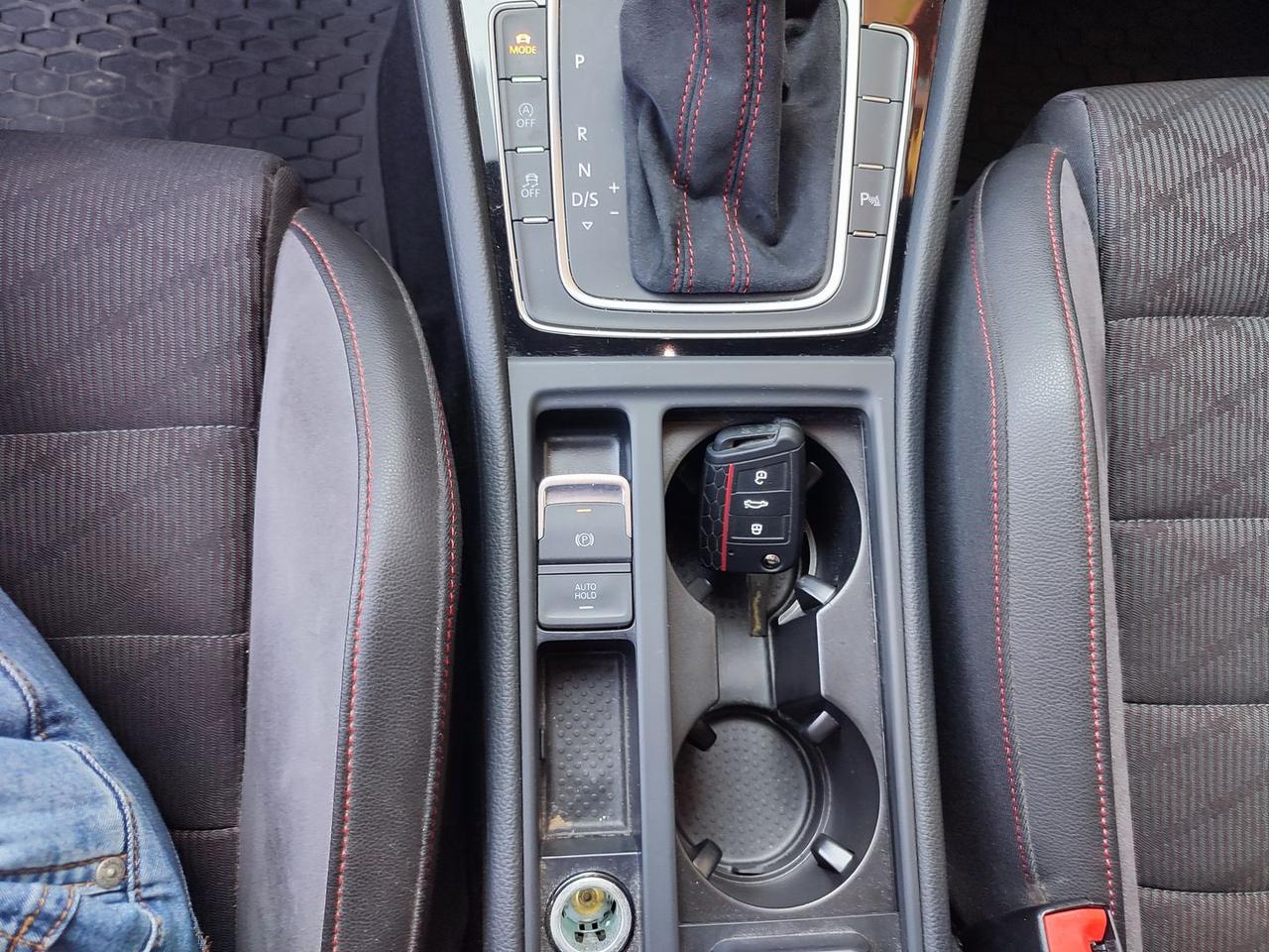 Volkswagen Golf GTI 2.0 TSI GTI TCR DSG 5p #11764