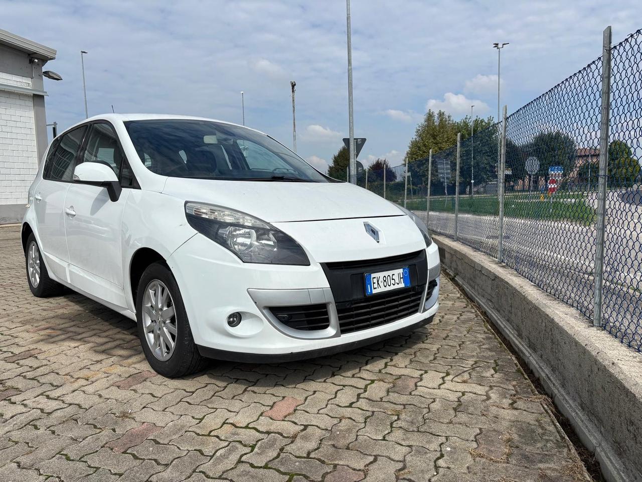 Renault Scenic Scénic 1.5 dCi 110CV Dynamique