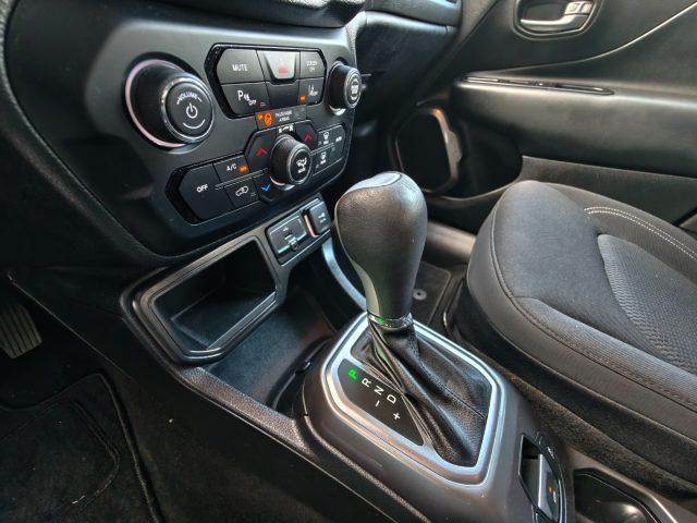 JEEP Renegade 1.3 T4 DDCT Limited+LED+function pack