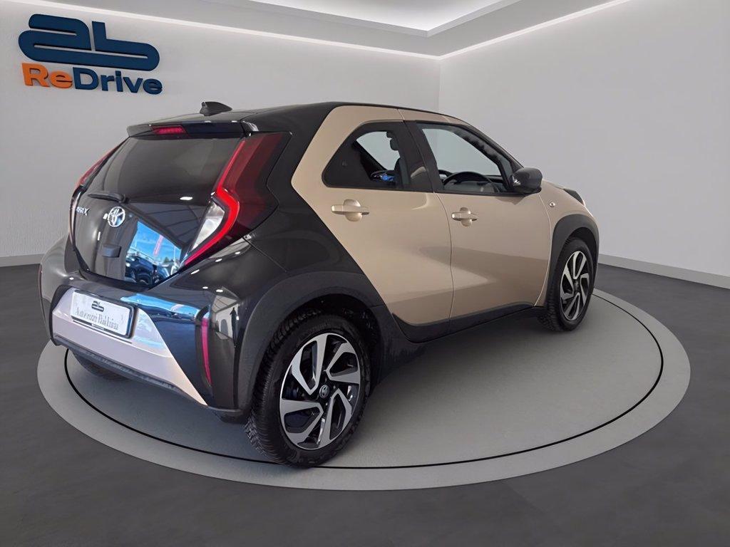 TOYOTA Aygo x 1.0 trend 72cv del 2024