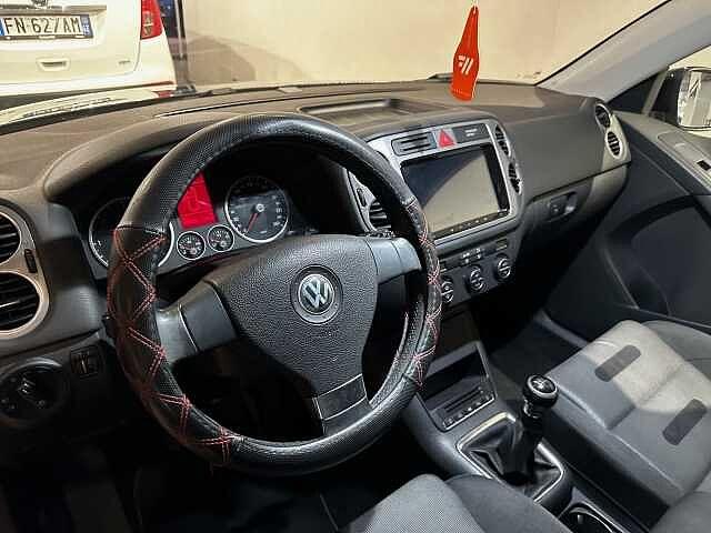 Volkswagen Tiguan 2.0 TDI DPF 4MOTION Sport & Style