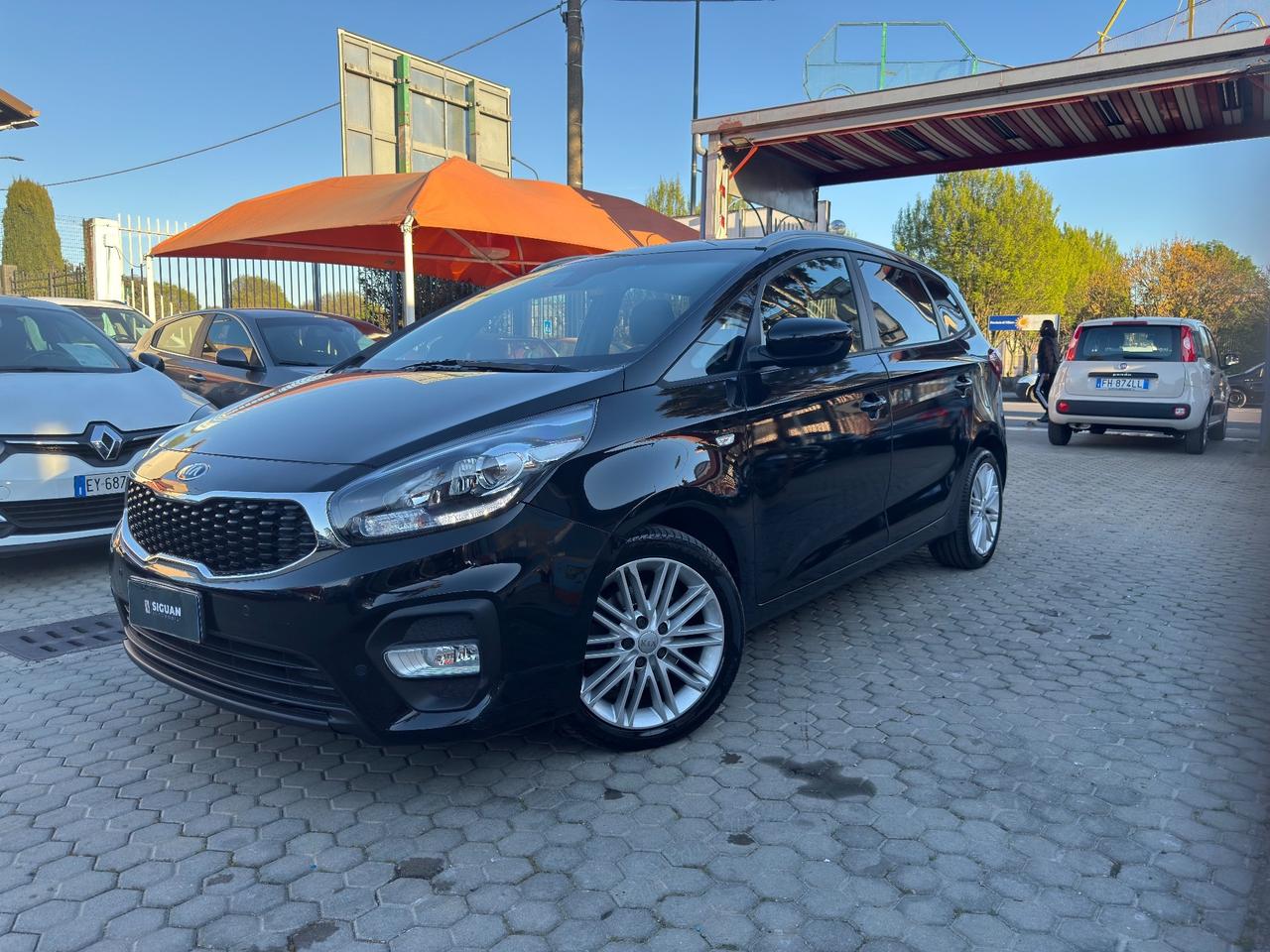 Kia Carens 1.7 CRDi 7 POSTI ADATTA A NEOPATENTATI 115 CV Class