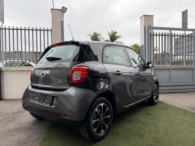 Smart ForFour