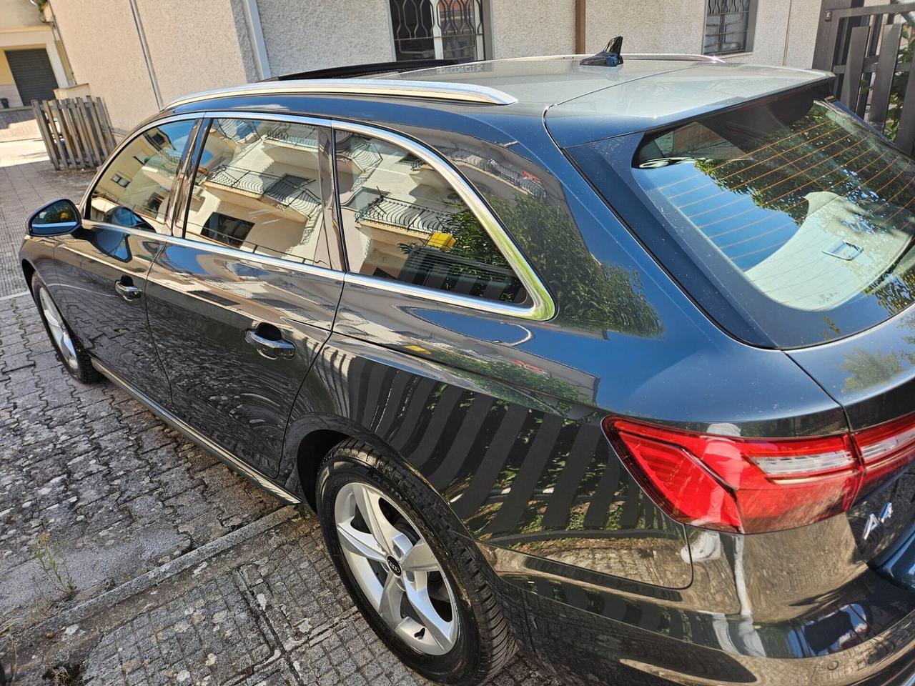 Audi A4 Avant 40 TDI MHEV quattro S tronic 204 CV