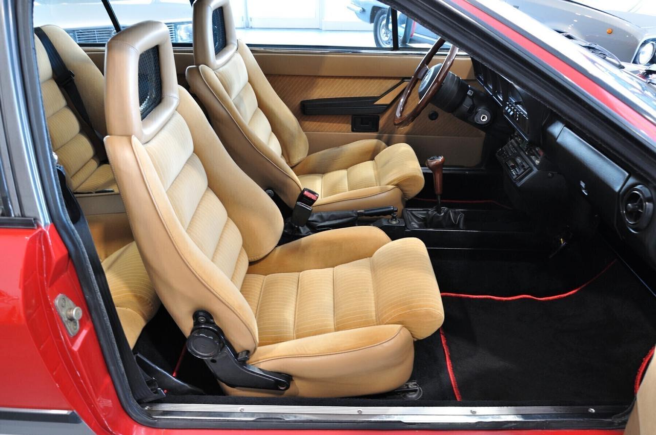 Alfa Romeo Alfetta GTV 2.0