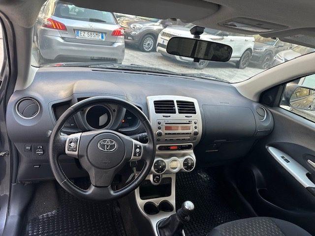 TOYOTA Urban Cruiser 1.3 Sol