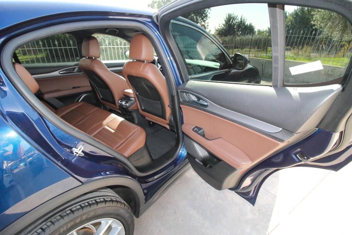 Alfa Romeo Stelvio 2.2 td 210 CV AT8 Q4 Executive