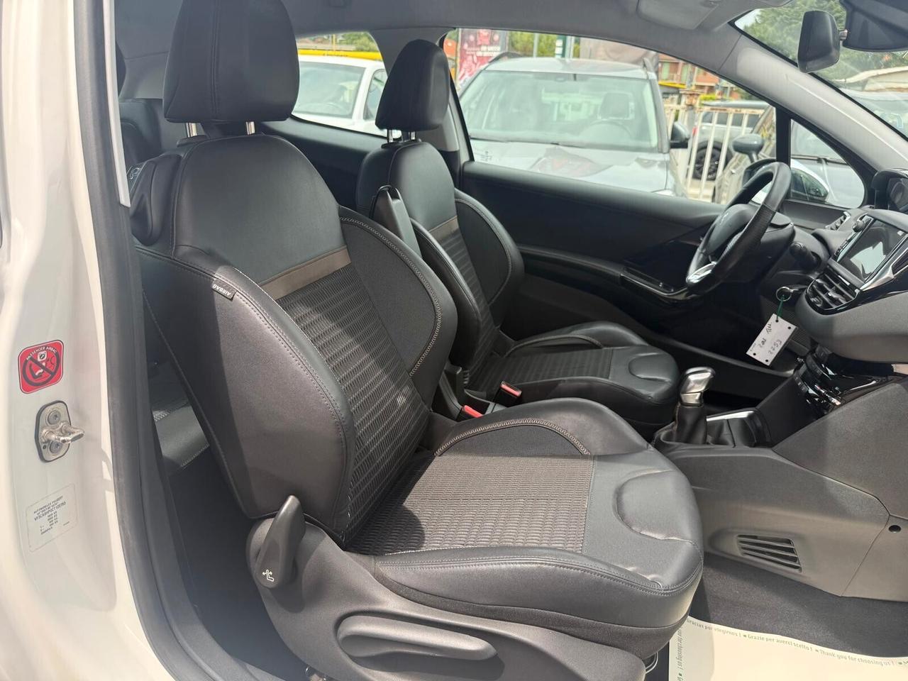 Peugeot 208 1.6 e-HDi 92 CV Stop&Start 3 porte Allure UNICO PROPRIETARIO
