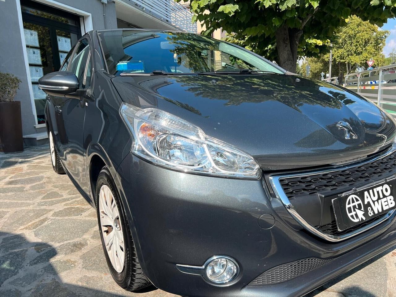 PEUGEOT 208 82cv 5p ALLURE NEOP. UNIPROPRIETARIO