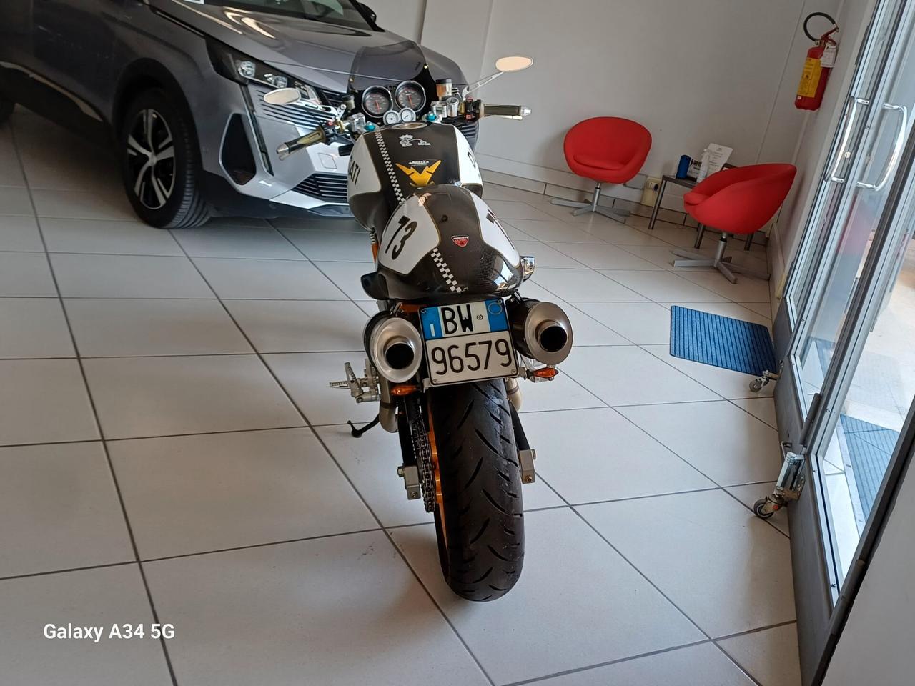 DUCATI MONSTER R 600