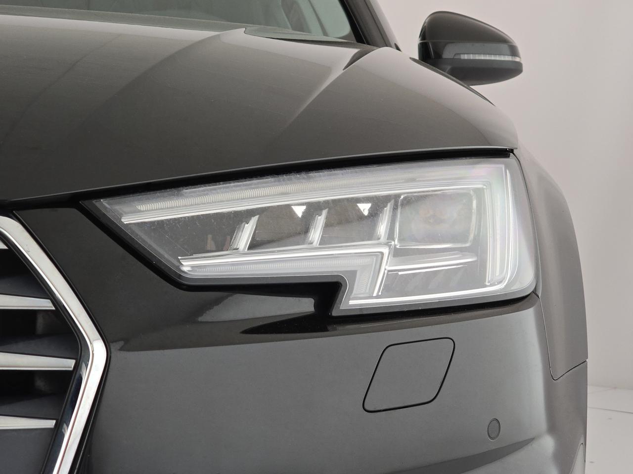 Audi A4 avant 35 2.0 tdi s line edition 150cv s-tronic