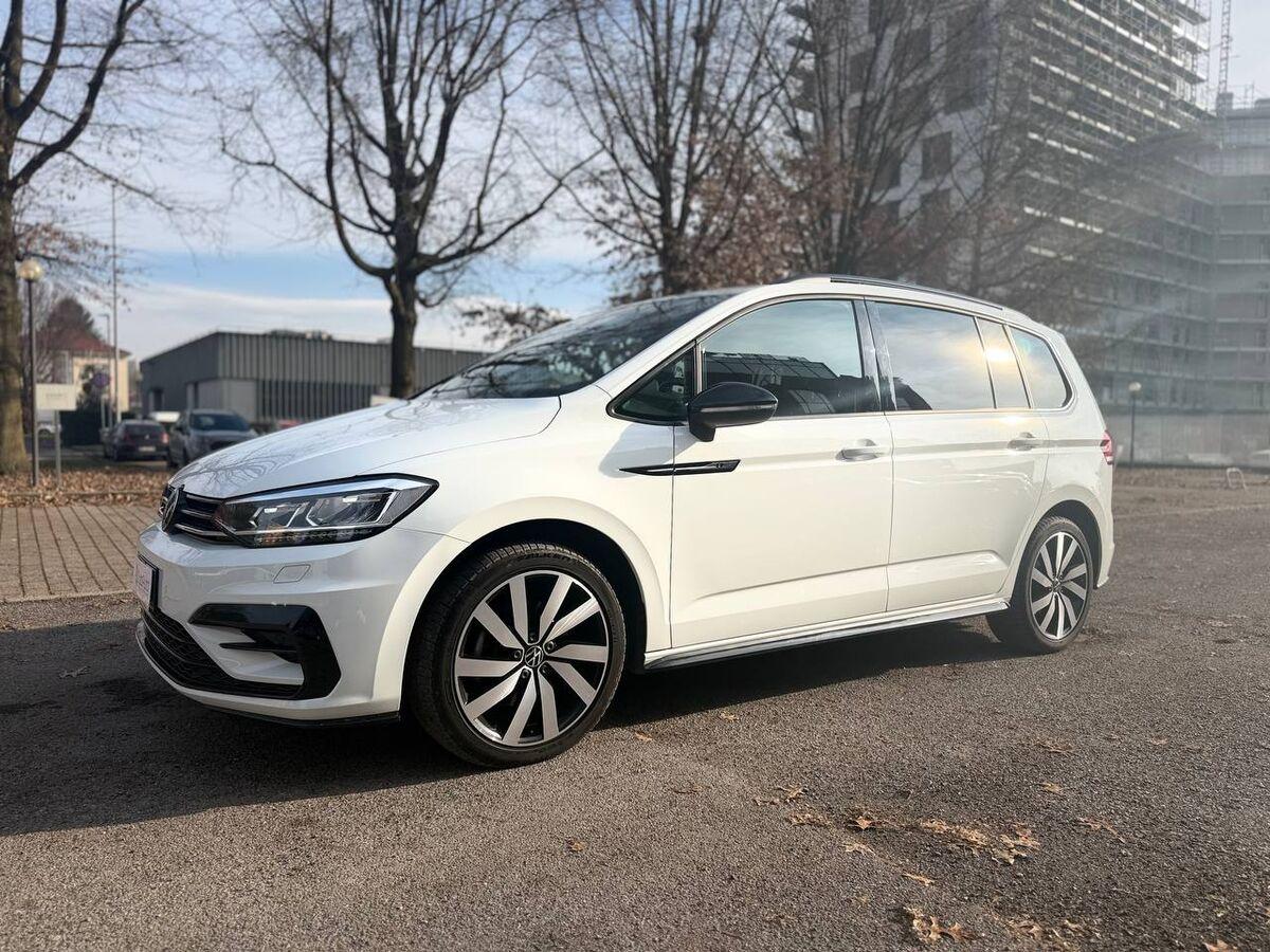 Volkswagen Touran 2.0 tdi Executive dsg R-LINE