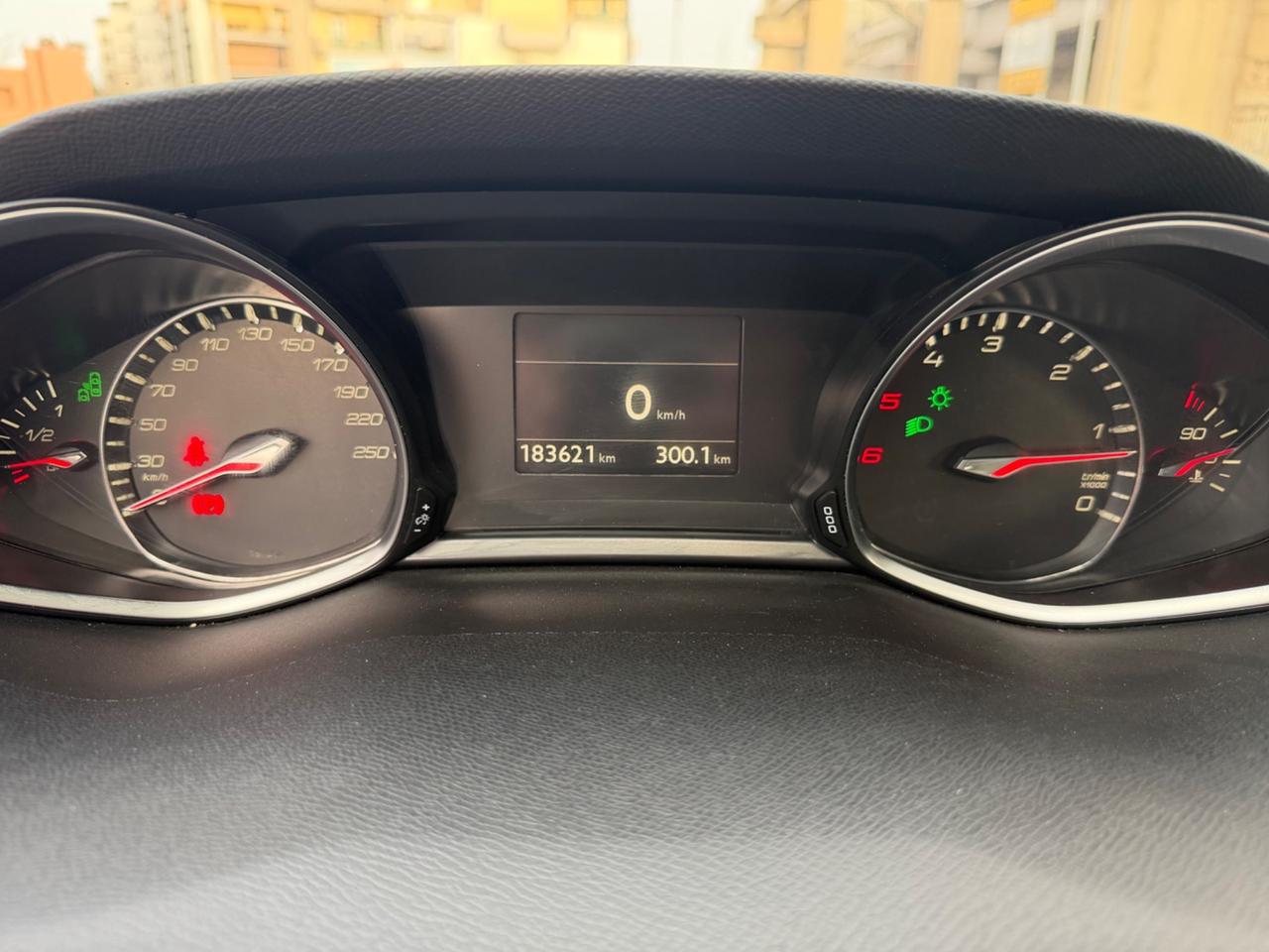 Peugeot 308 1.6 hdi 120 cv Allure 2016 Navig