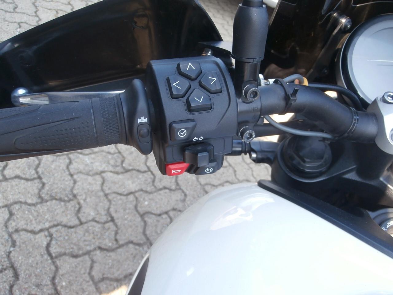 Triumph Trident 660 del 2021 DEPOTENZIATA compreso trapasso-tagliando-garanzia