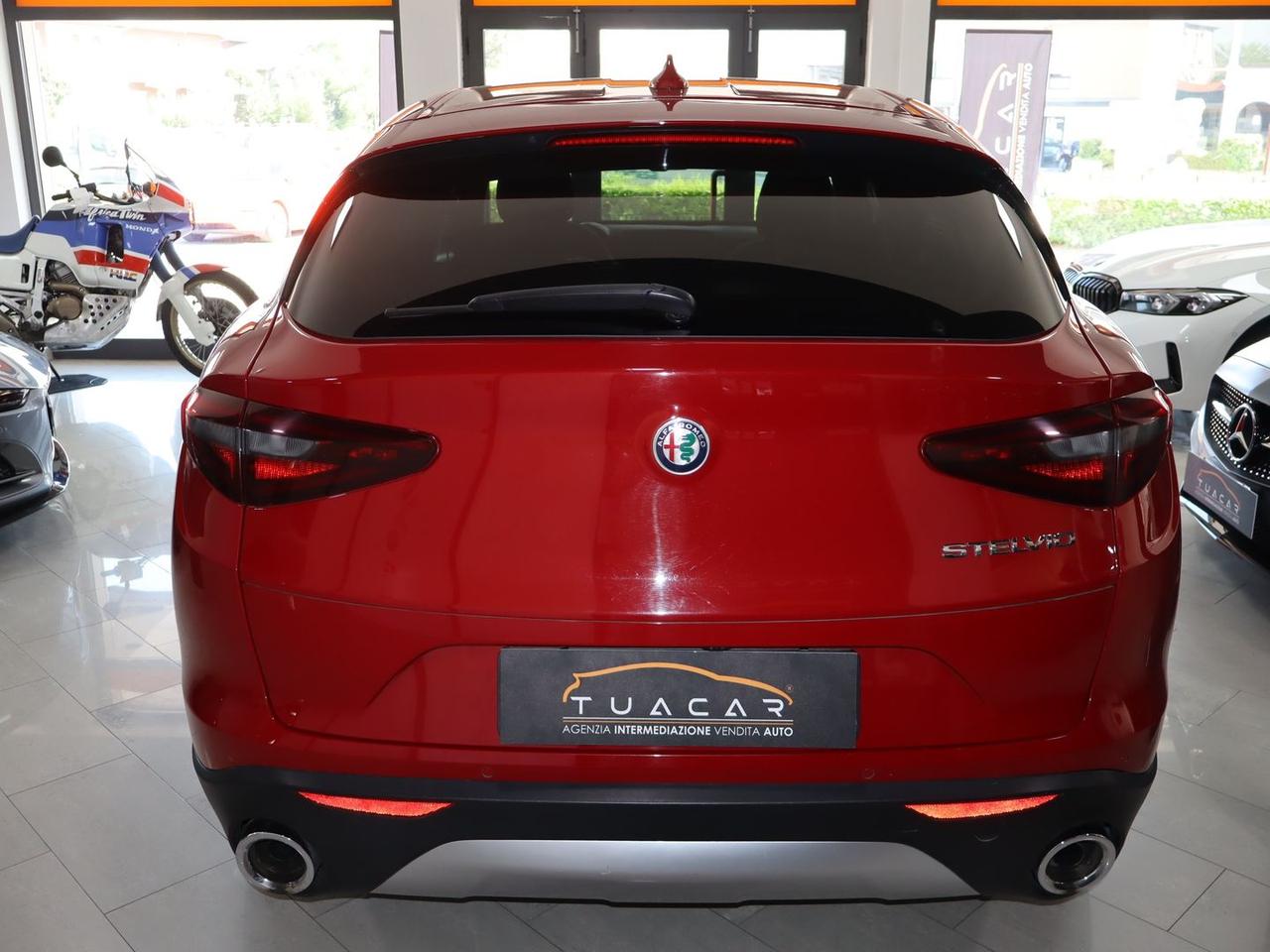Alfa Romeo Stelvio Executive 2.2 #11355