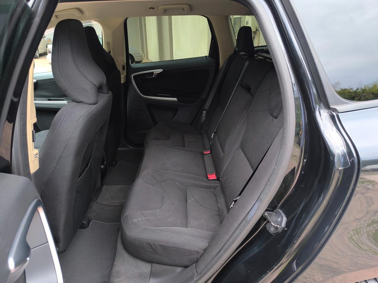 Volvo XC 60 XC60 D5 AWD Summum