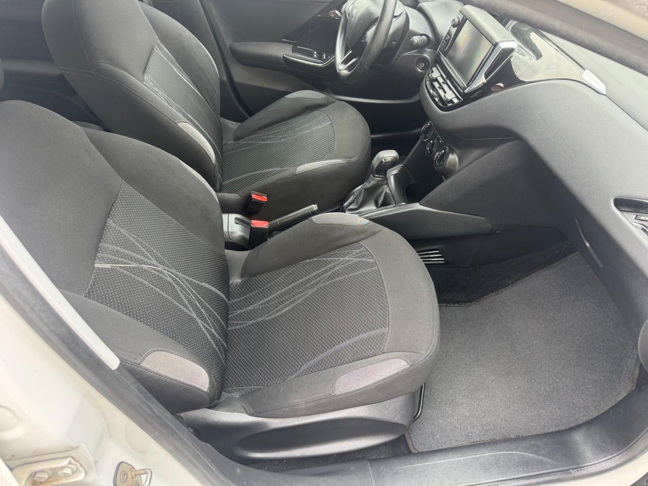 Peugeot 208 1.4 5p. Allure neopaten garanzia 12 mesi