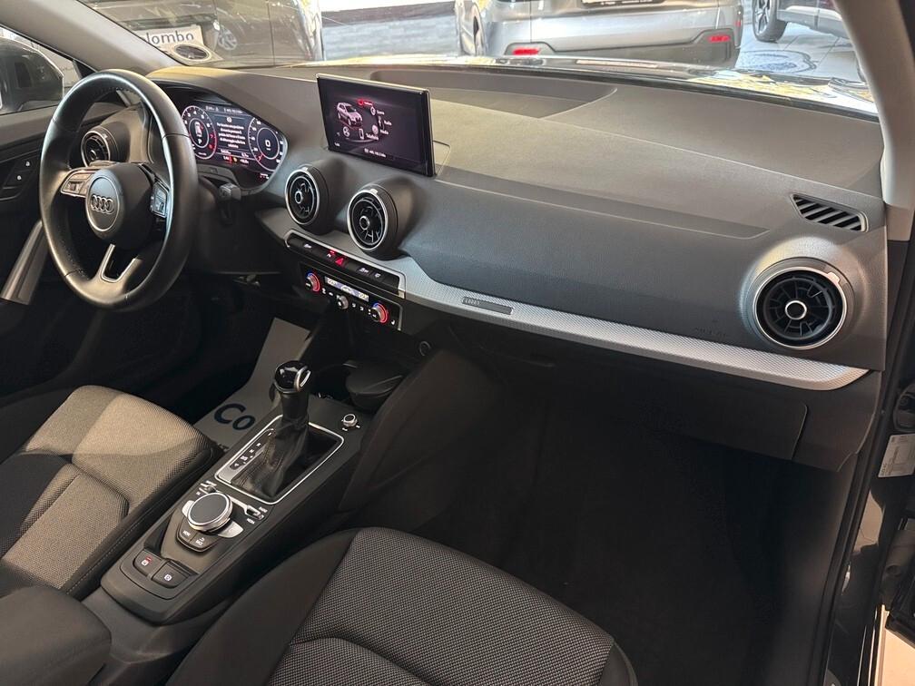 Audi Q2 35 1.5 tfsi Business Advanced s-tronic Led Black 17"