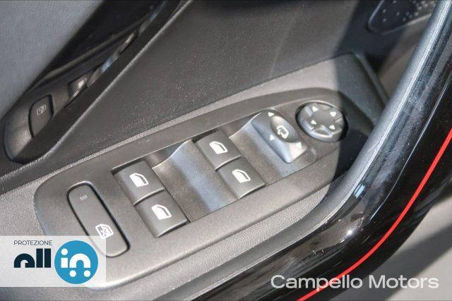 PEUGEOT 2008 2008 1.2 puretech 130cv GT Line