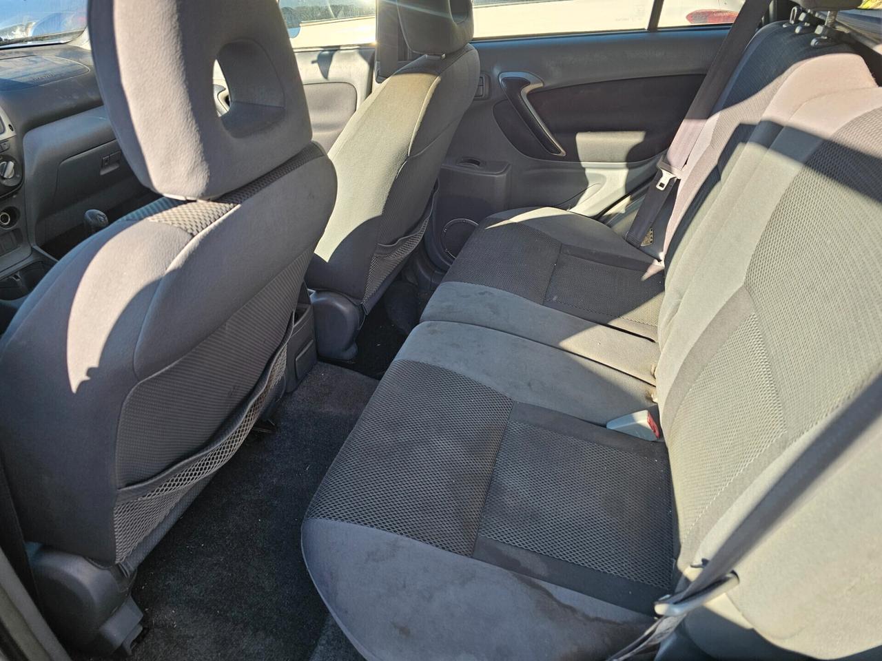 Toyota RAV 4 RAV4 2.2 D-4D 136 CV Sol