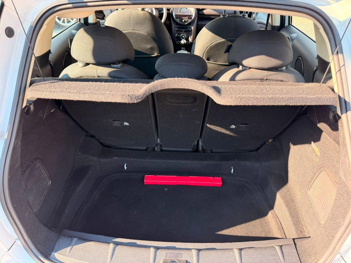 MINI - Countryman - Cooper D