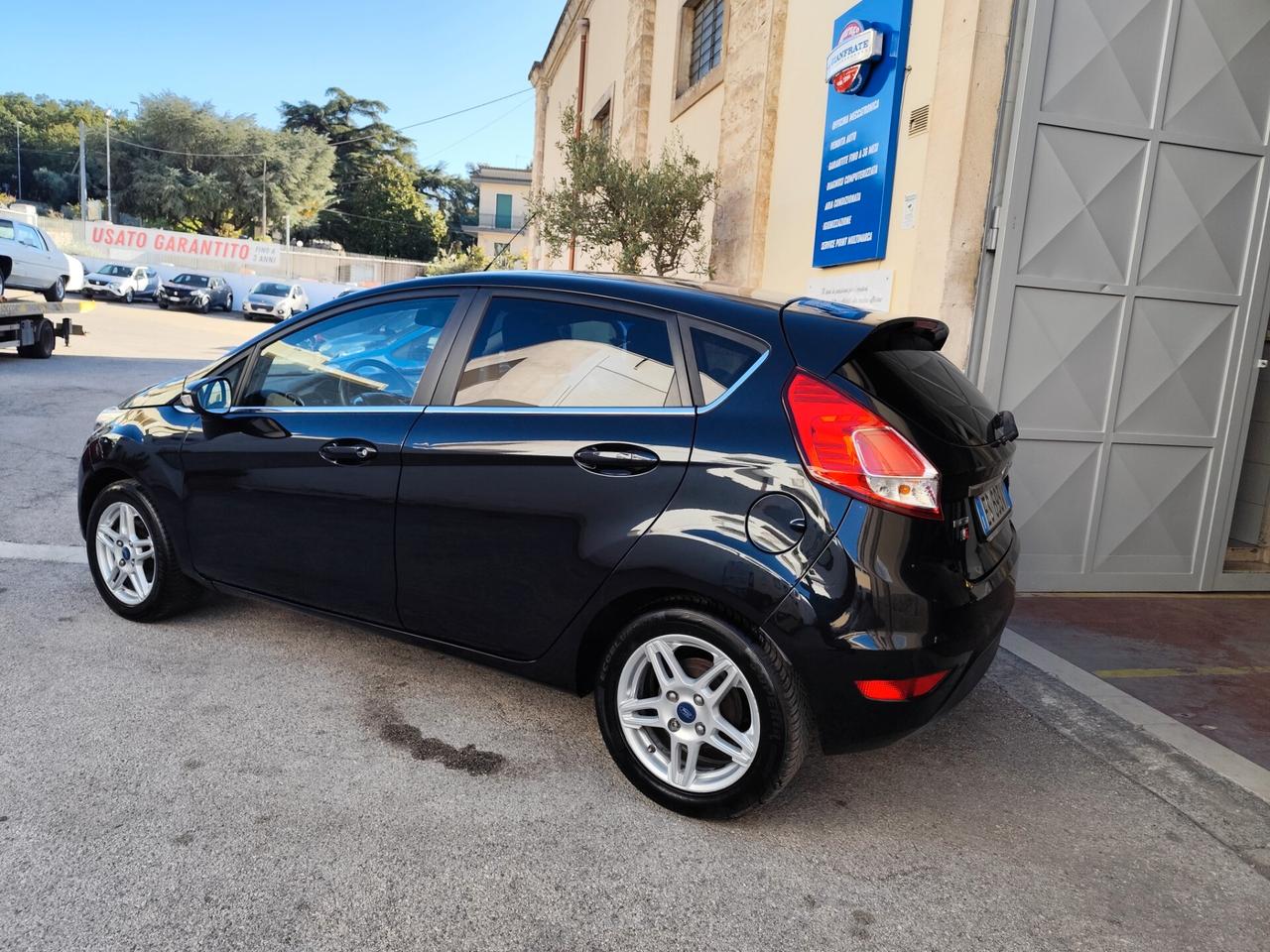 Ford Fiesta 1.5 TDCi 75CV 5 porte Titanium