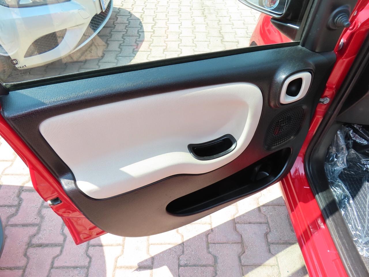 Fiat Panda BENZINA CAMBIO AUTOMATICO KM CERT